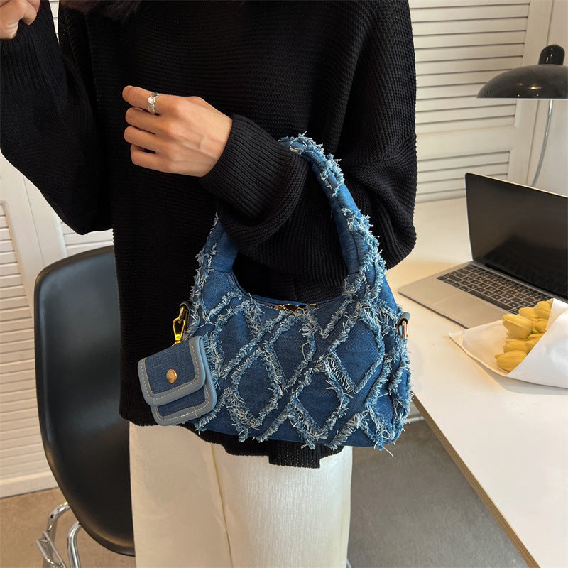 Ruby – Gesteppte Denim-Handtasche