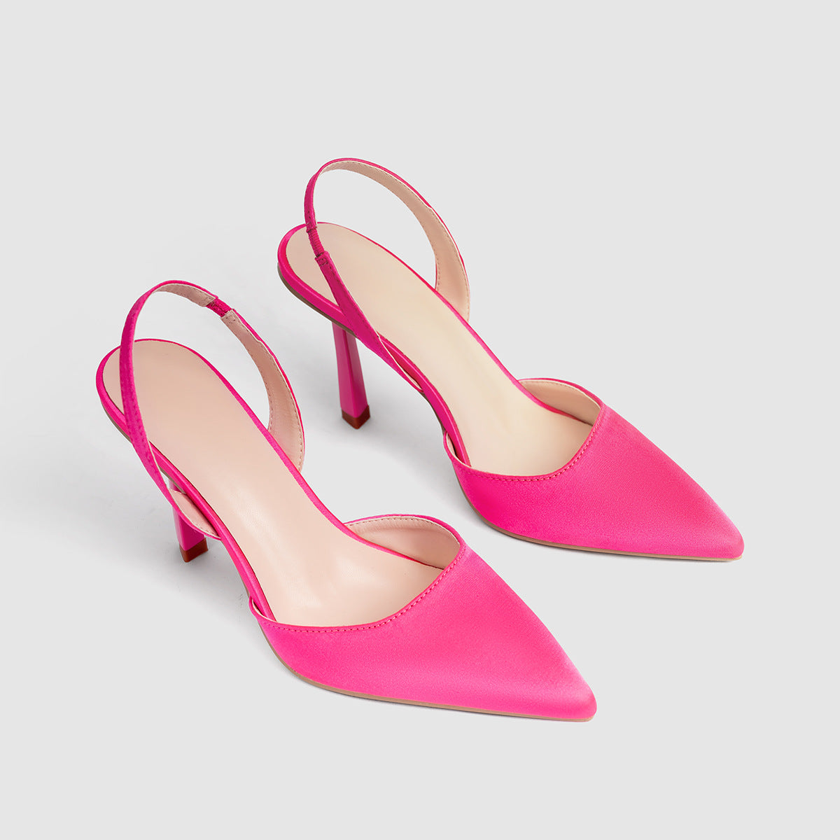 Camelia Classic Pumps