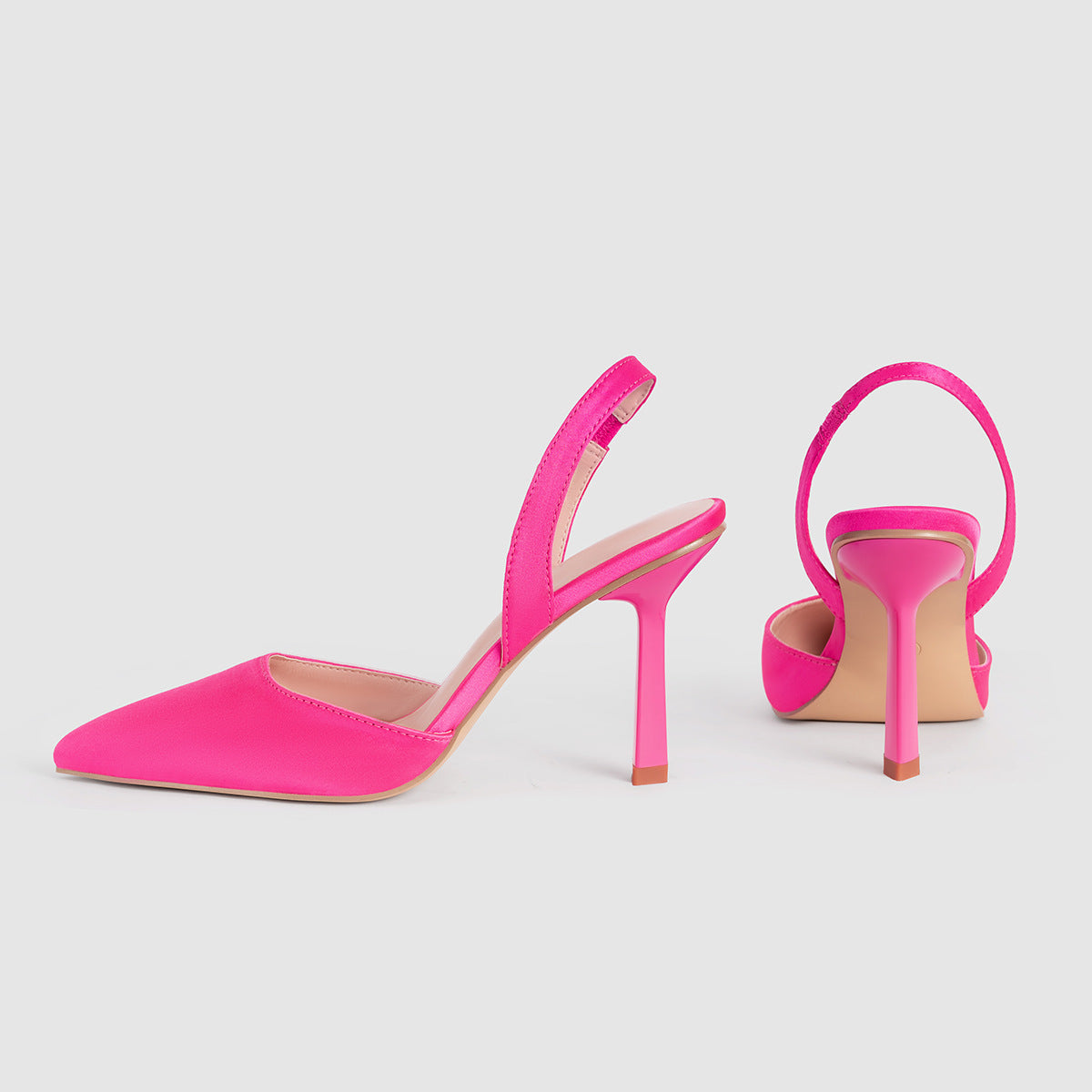 Camelia Classic Pumps