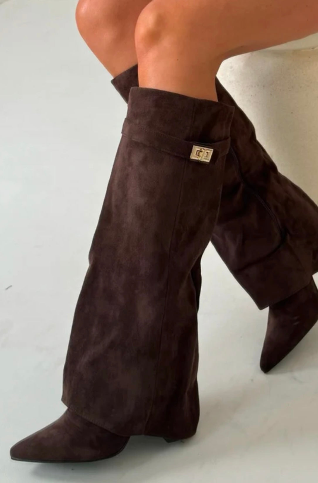 Calla Pointed-toe Knee High Boots