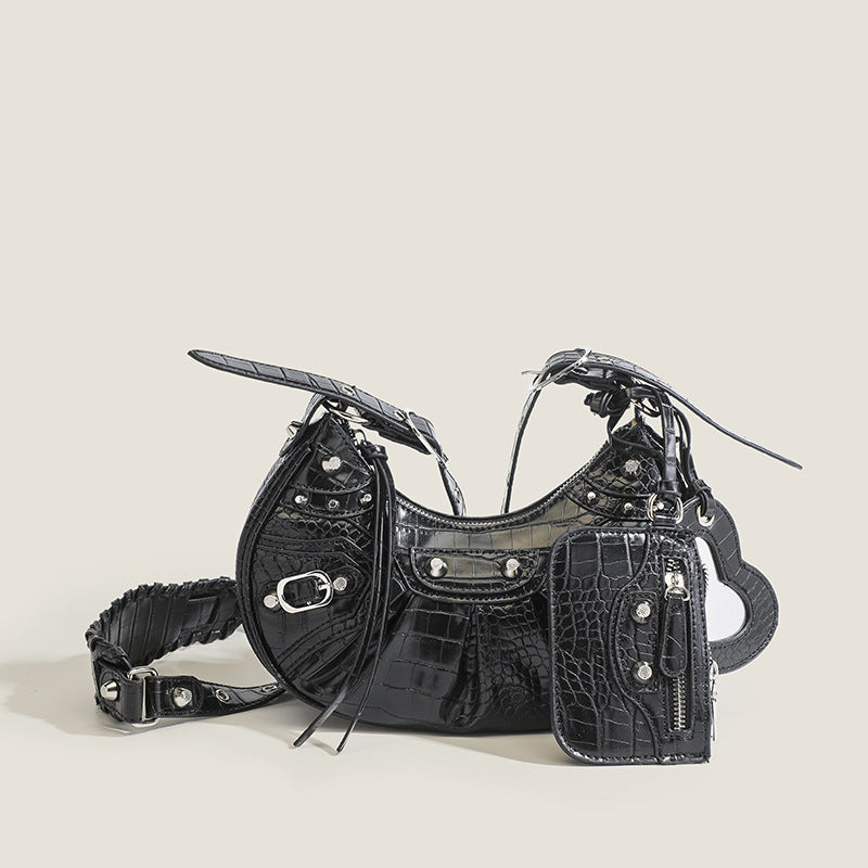 Sac hobo demi-lune en crocodile Freya