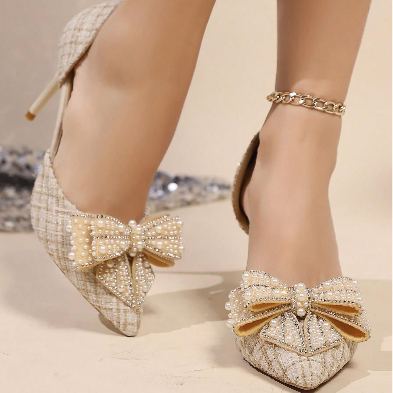 Lunaria Rhinestone Bow Pumps