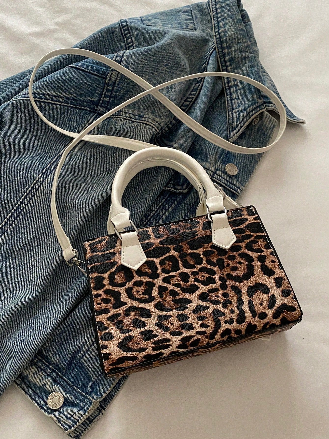 Penelope Vintage Minimalistische Umhängetasche mit Lychee-Hautstruktur