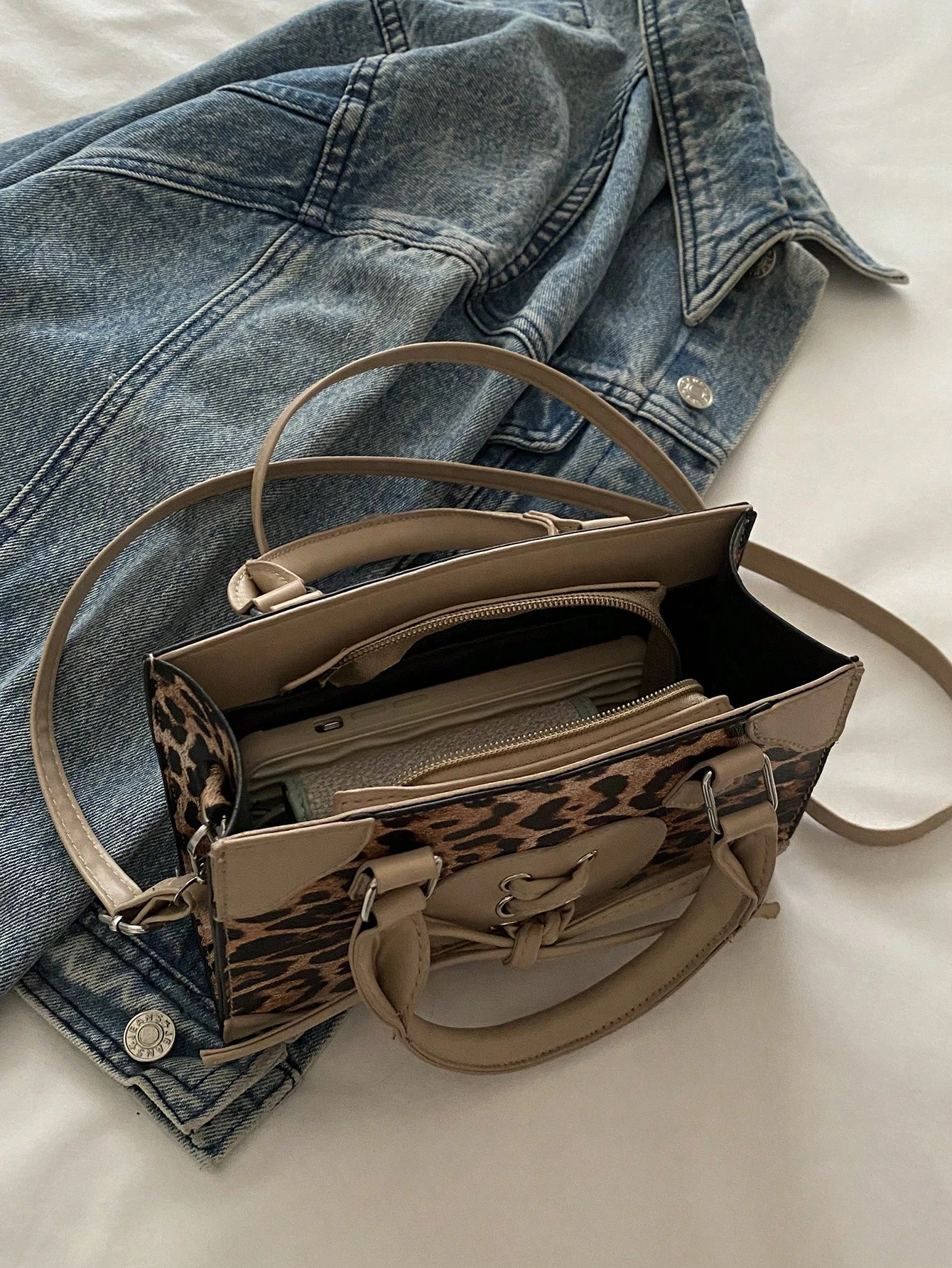 Penelope Vintage Minimalistische Umhängetasche mit Lychee-Hautstruktur