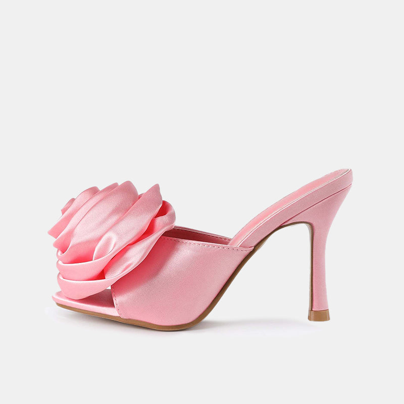 Sandales à fleurs en soie rose