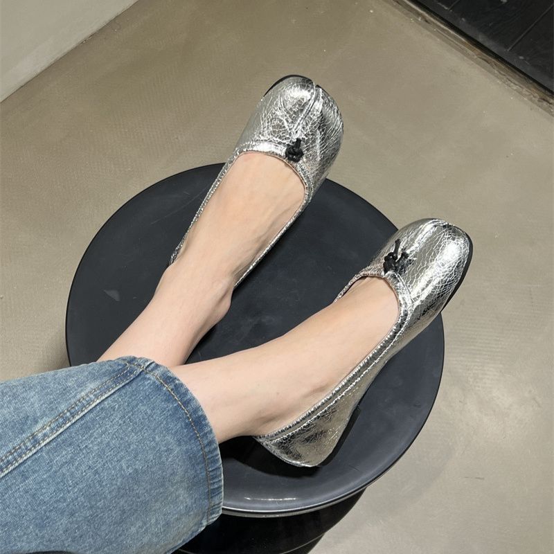 Lilac Flat Tabi Pumps