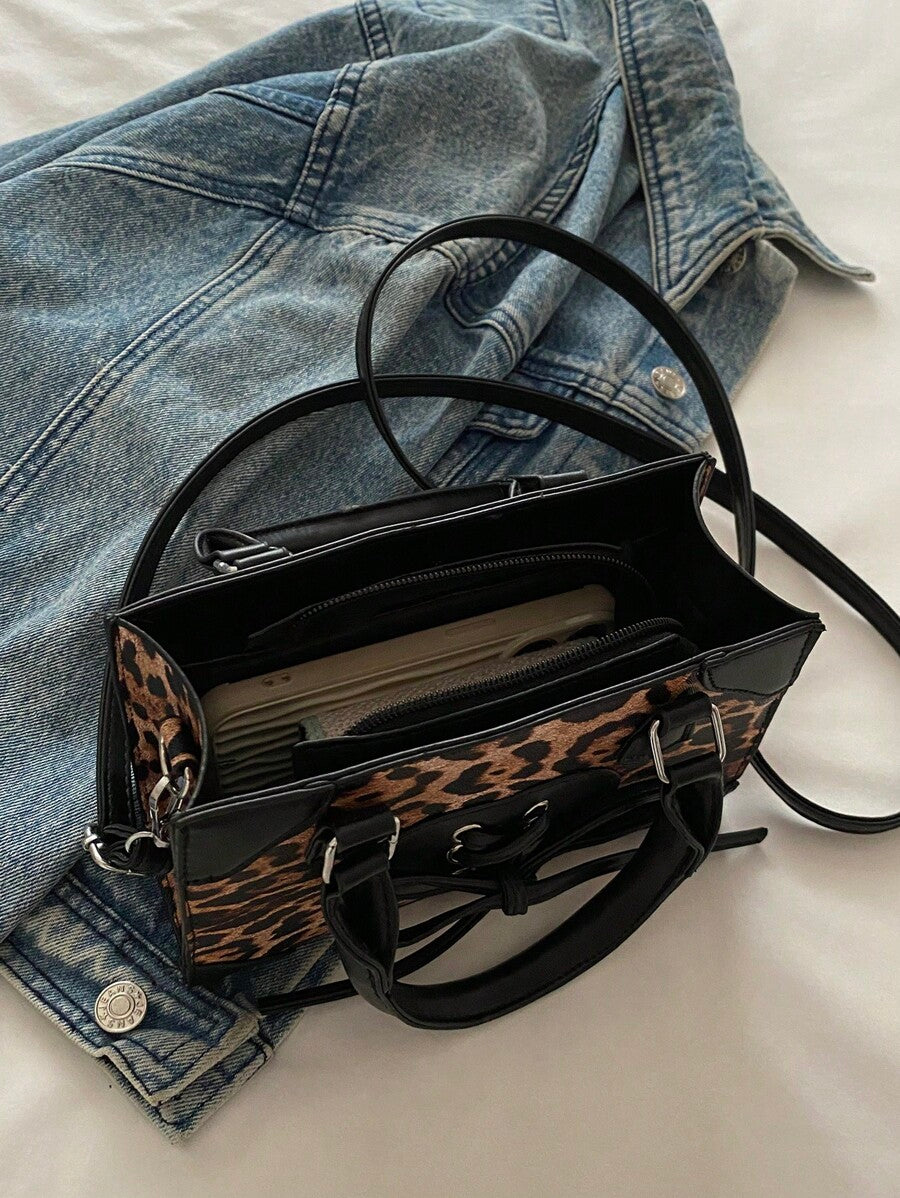 Penelope Vintage Minimalistische Umhängetasche mit Lychee-Hautstruktur