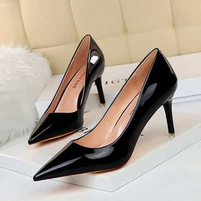 Escarpins en cuir verni Fressia