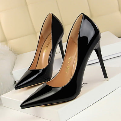 Escarpins en cuir verni Fressia