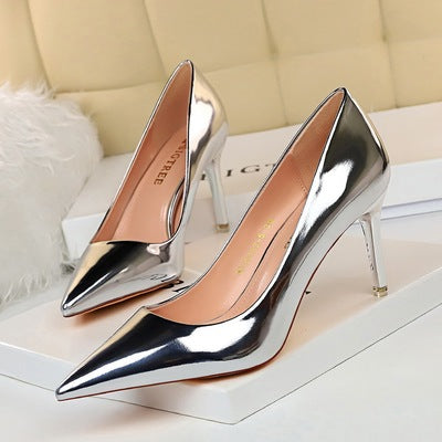 Escarpins en cuir verni Fressia