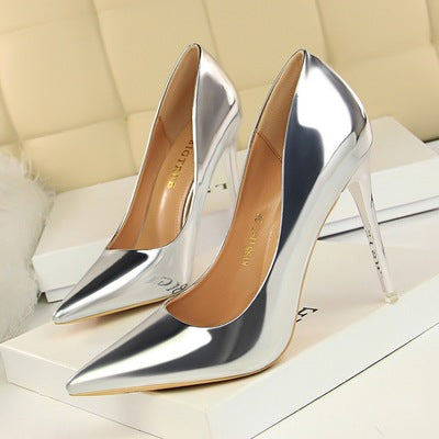 Escarpins en cuir verni Fressia
