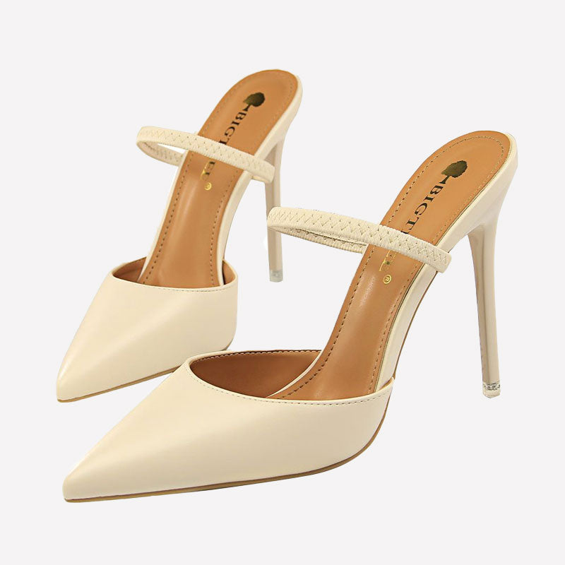 Kahili Patent Leather Pumps