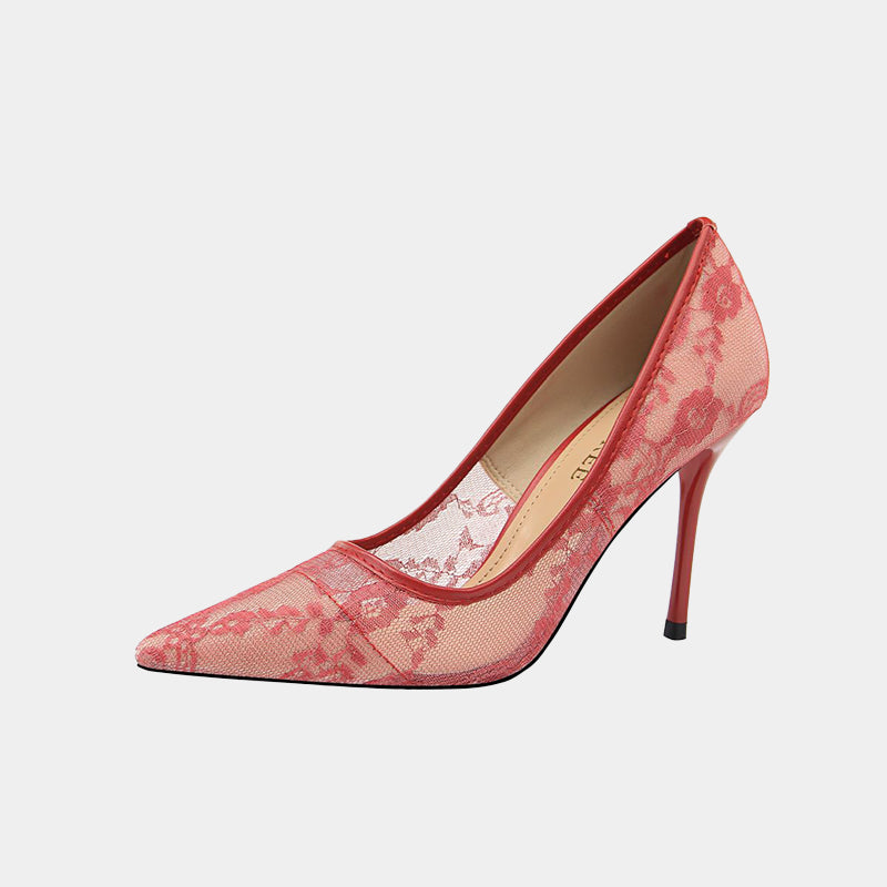 Viola Lace Pumps