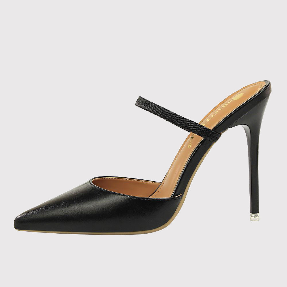 Kahili Patent Leather Pumps