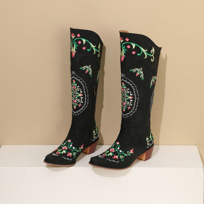 Bottes de cowboy à blocs de couleurs et fleurs de marguerite
