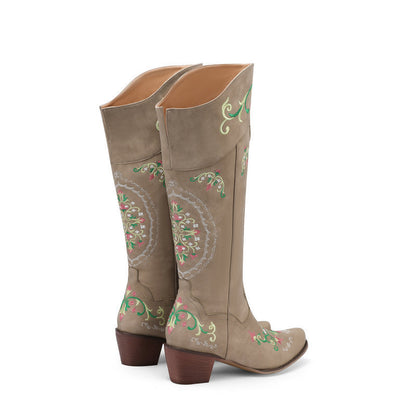 Bottes de cowboy à blocs de couleurs et fleurs de marguerite