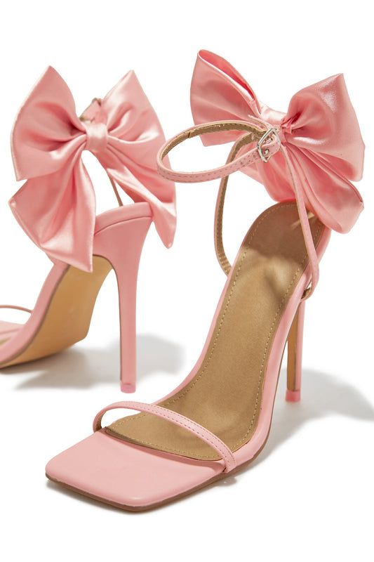 Lily Bow Decor Sweet Sandals