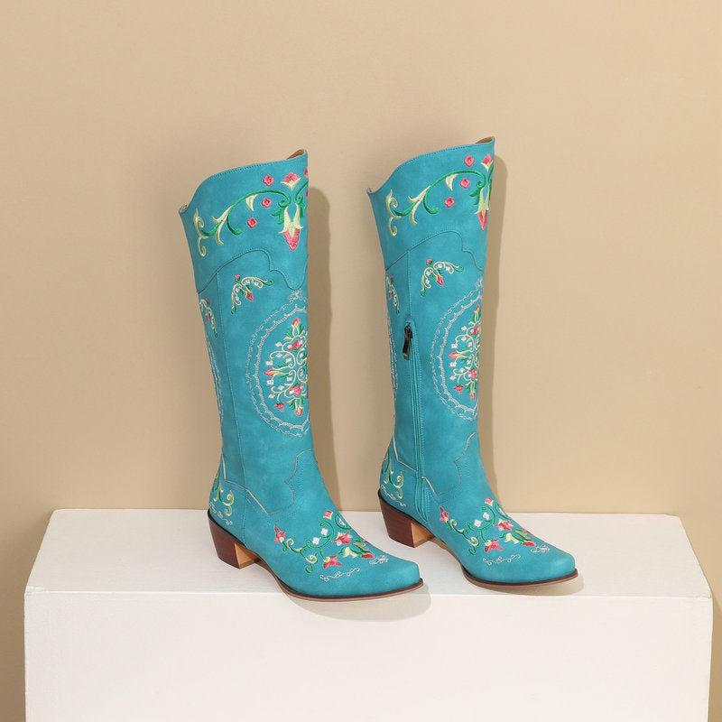 Bottes de cowboy à blocs de couleurs et fleurs de marguerite
