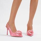 Dianella Flower Decor Pumps