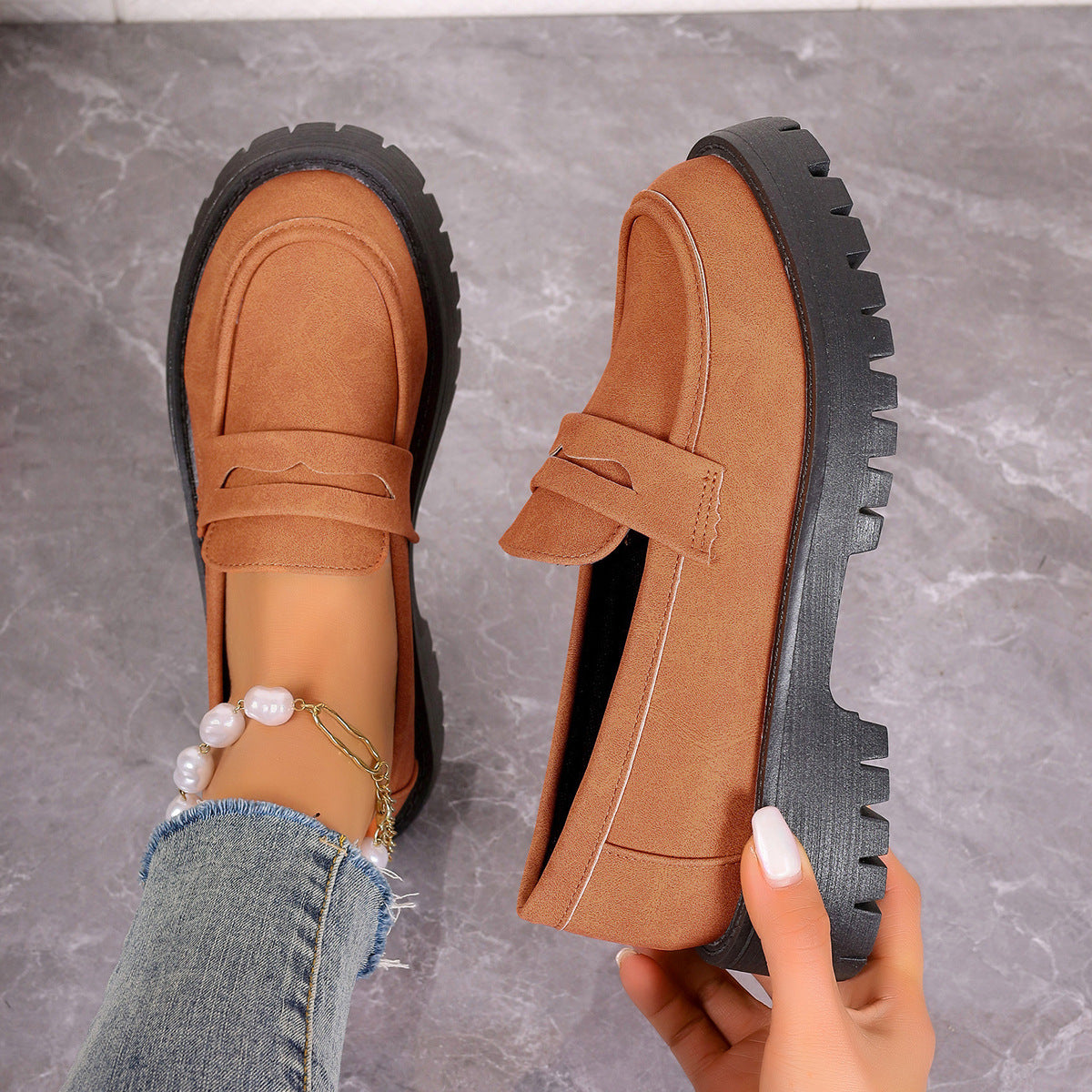 Gerbera Solid Color Loafers