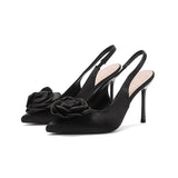 Dianella Flower Decor Pumps