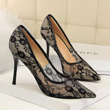 Viola Lace Pumps