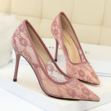 Viola Lace Pumps