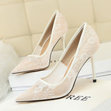 Viola Lace Pumps