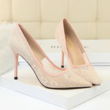 Viola Lace Pumps