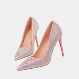 Glitzernde Scilla-Pumps